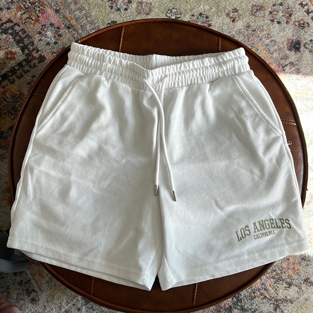 Forever 21 mens sweat shorts, size L